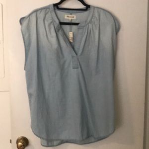 ❗️NWT❗️Madewell Chambray Blouse